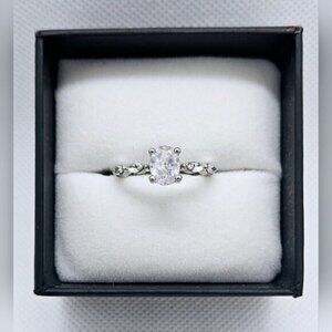 Sterling Silver Wedding Anniversary Engagement 2 Carat Oval Moissanite D…